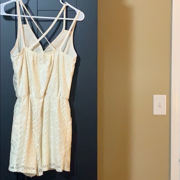 This is a shorts romper - Picture 2 of 3